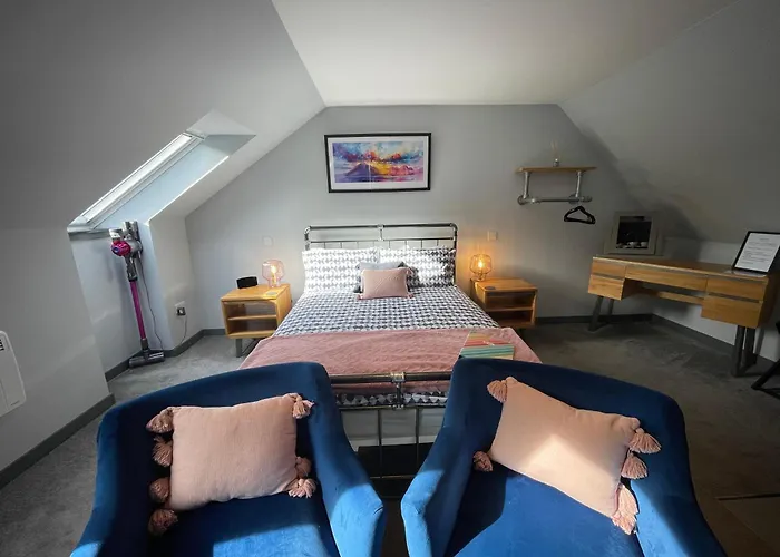 Riverside Apartments